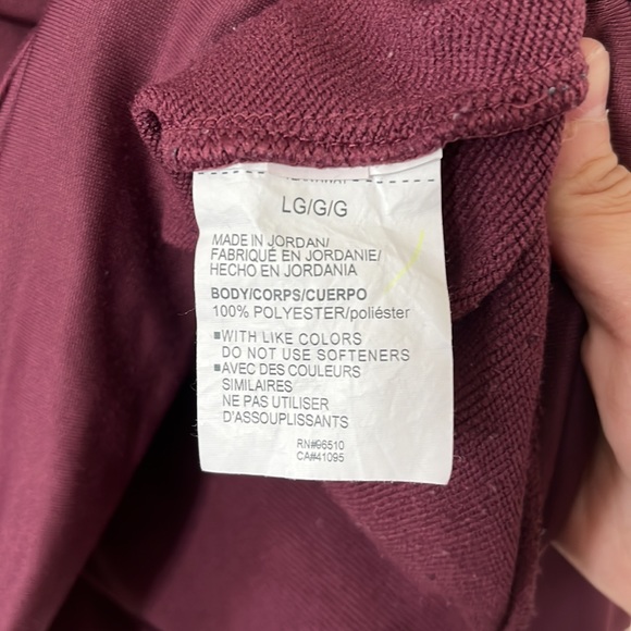 Under Armour Burgundy Performance Mesh Detail Pullover Hoodie Size Large - Picture 7 of 9